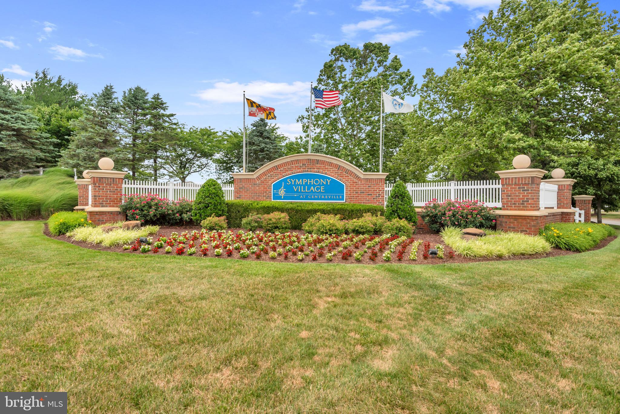 SYMPHONY VILLAGE AT CENTREVILLE - Residential