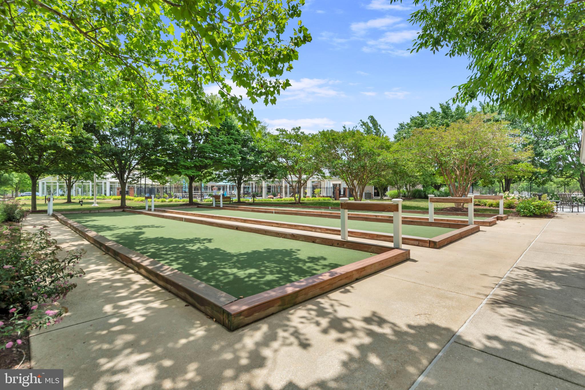 SYMPHONY VILLAGE AT CENTREVILLE - Residential