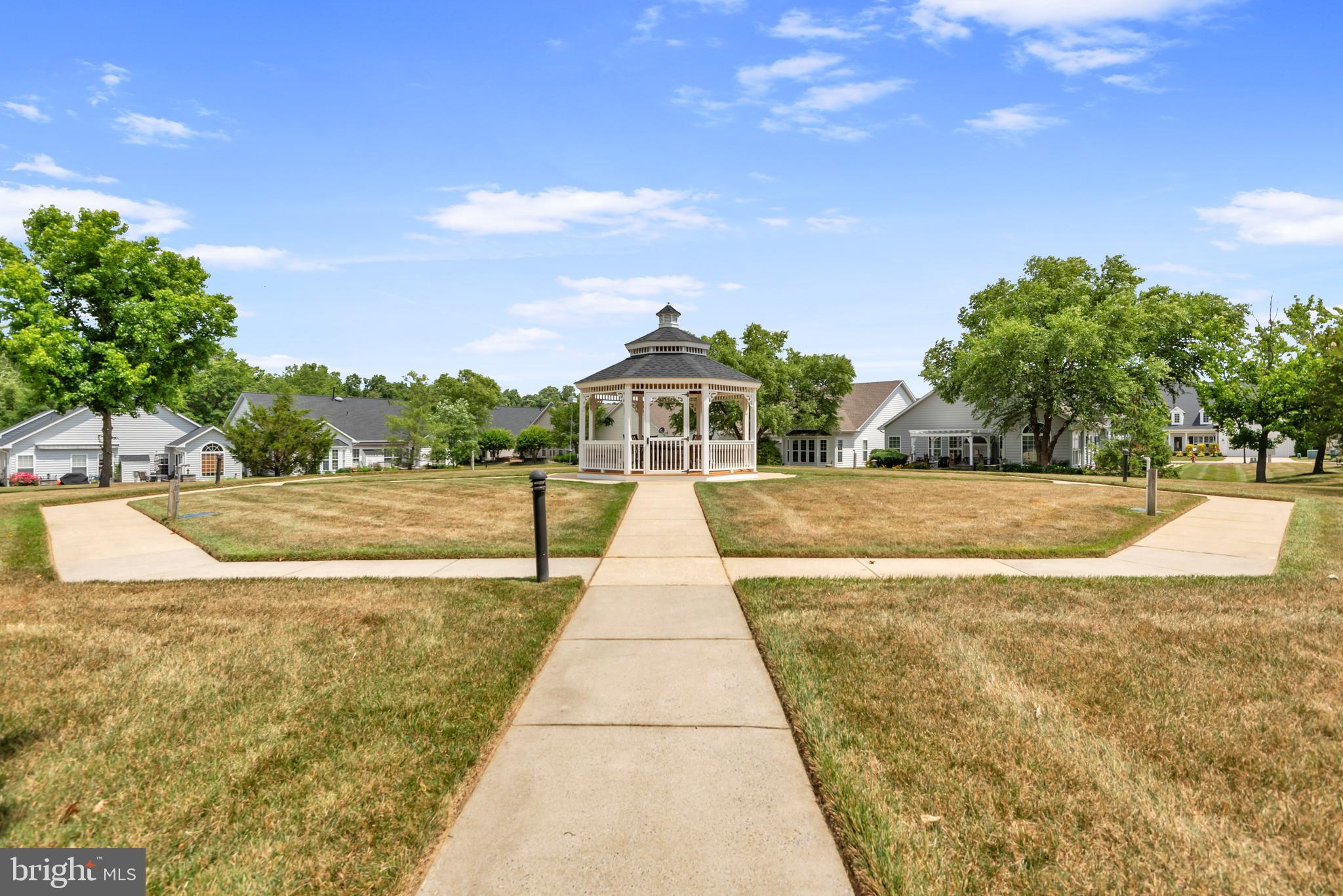 SYMPHONY VILLAGE AT CENTREVILLE - Residential