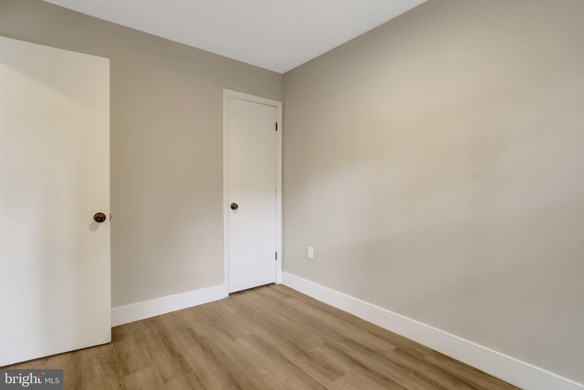 MARLOW TOWERS CONDOMINIUMS - Residential