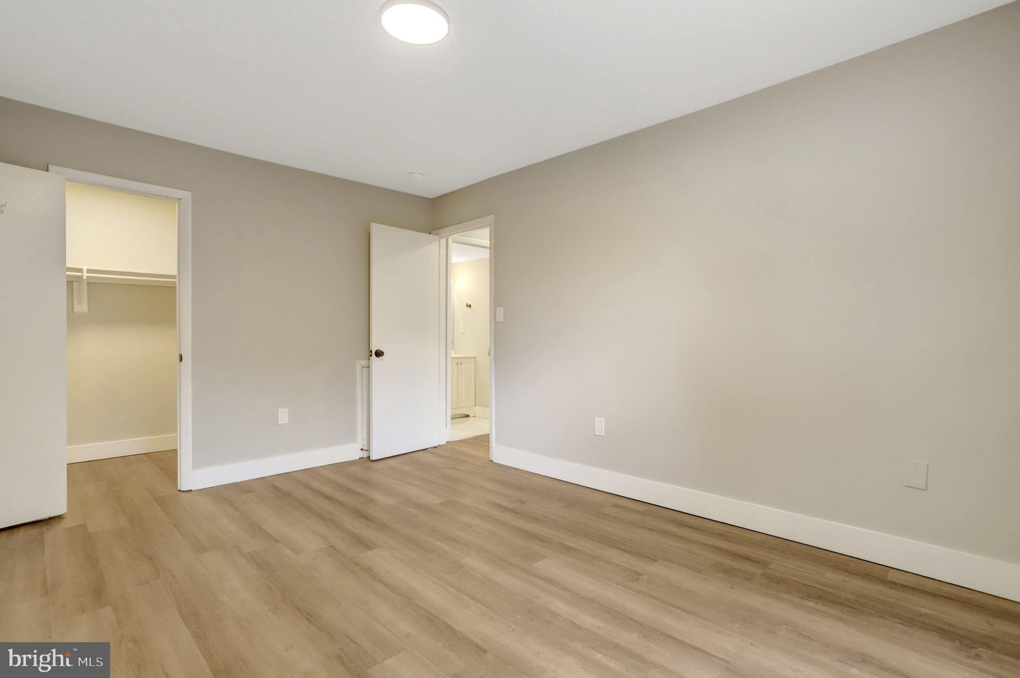 MARLOW TOWERS CONDOMINIUMS - Residential