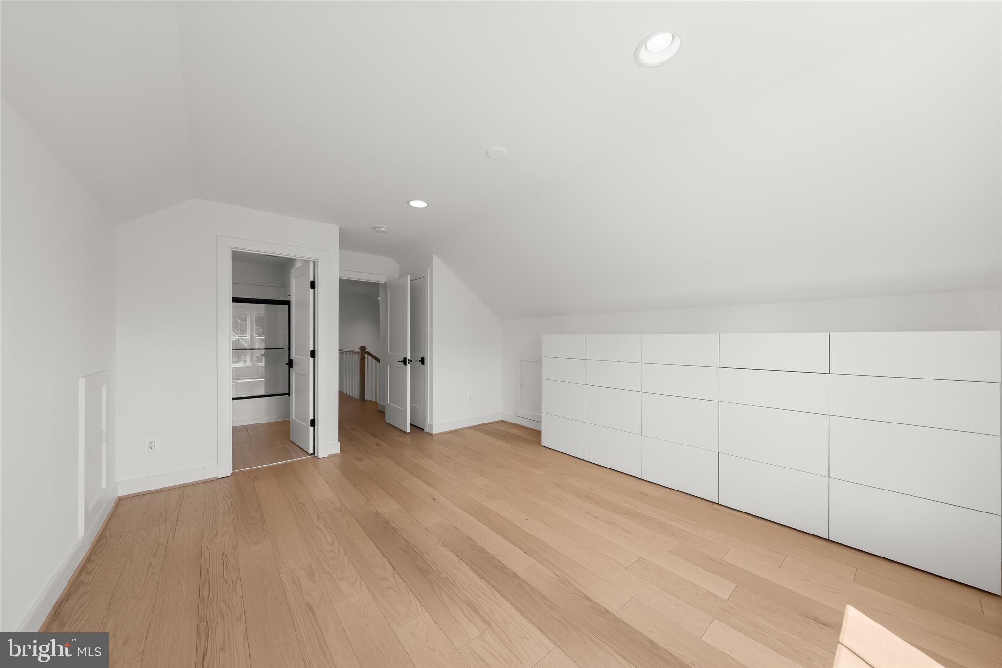 BERKSHIRE - Residential