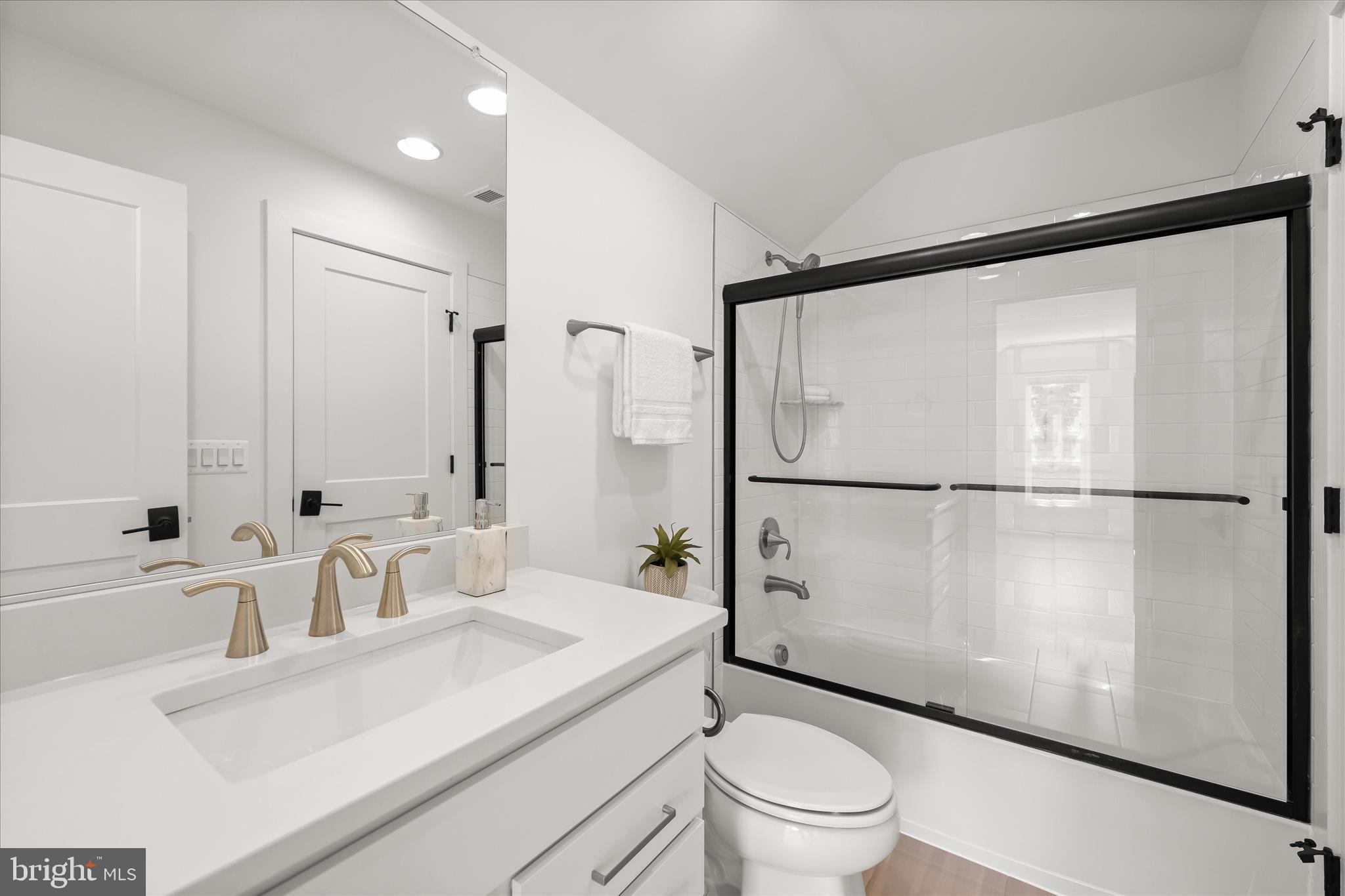 BERKSHIRE - Residential