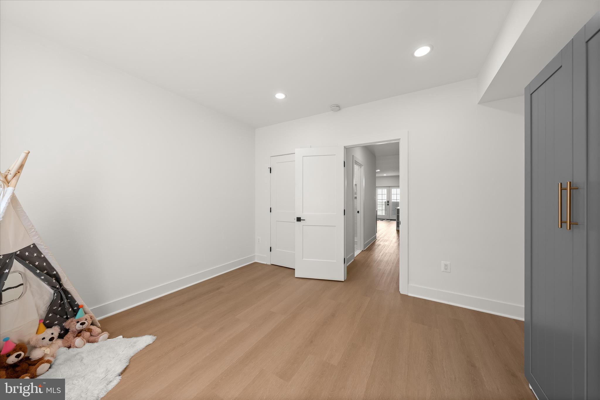 BERKSHIRE - Residential