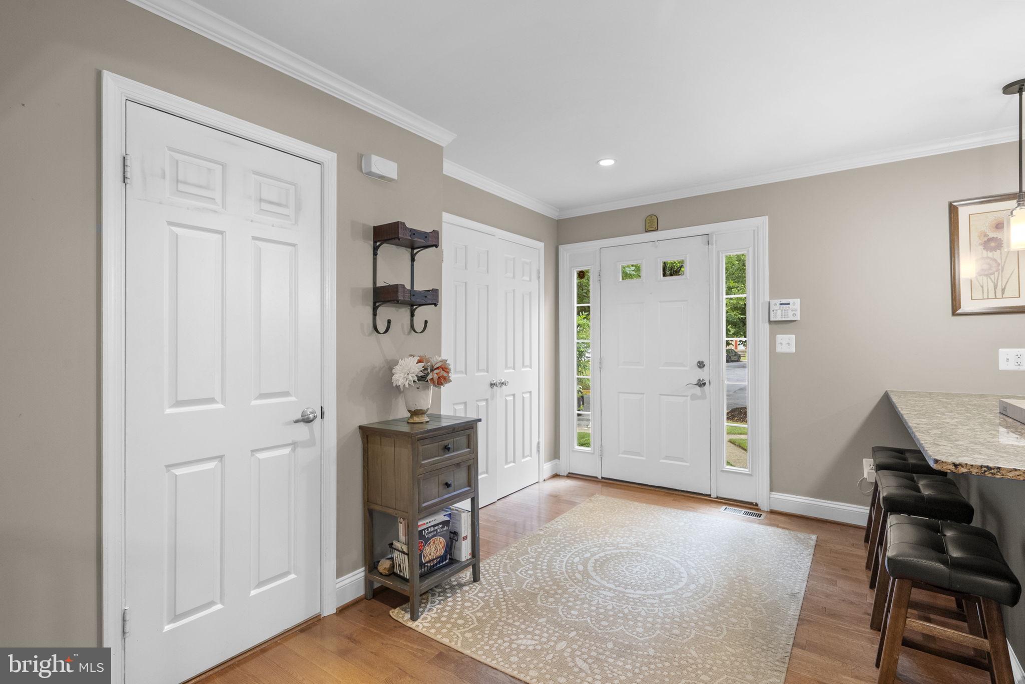 DUMONT OAKS - Residential