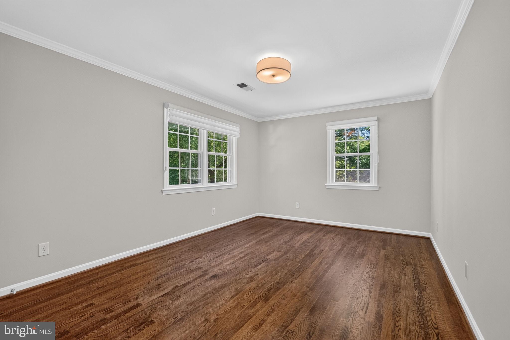 FOX HILLS - Residential