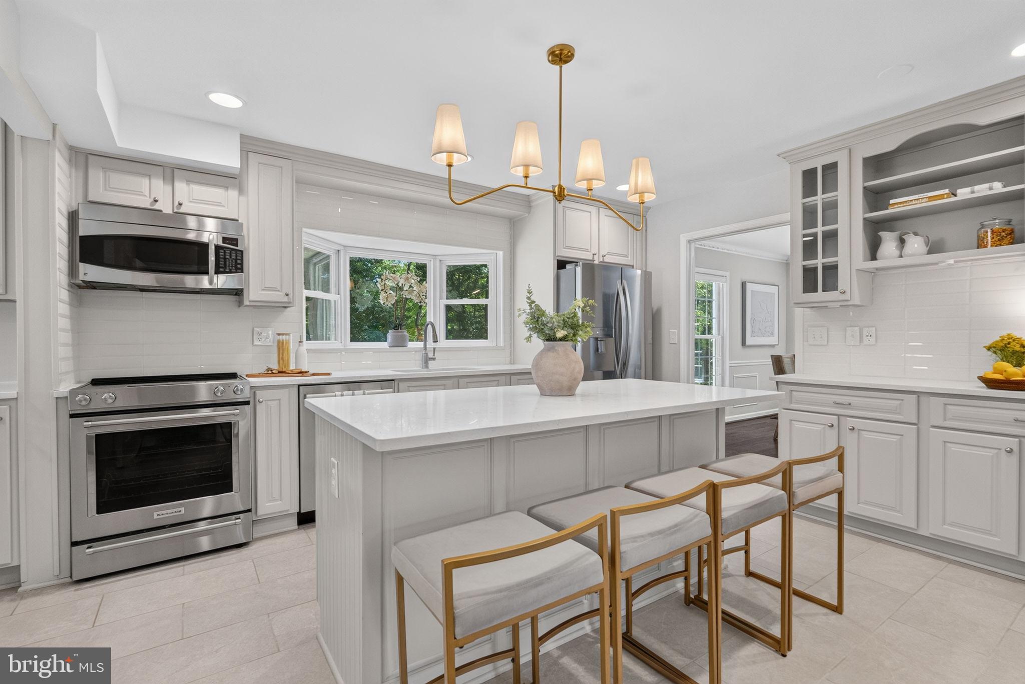 FOX HILLS - Residential