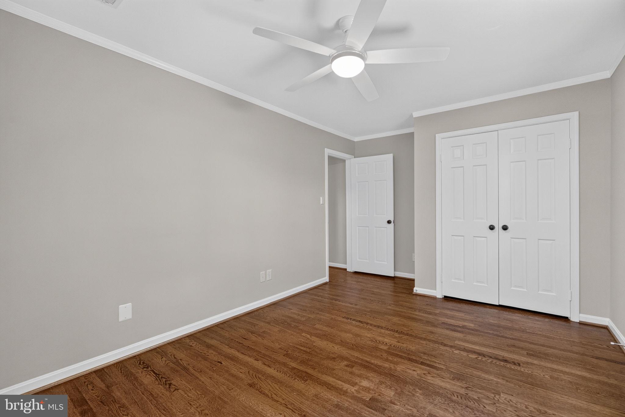 FOX HILLS - Residential