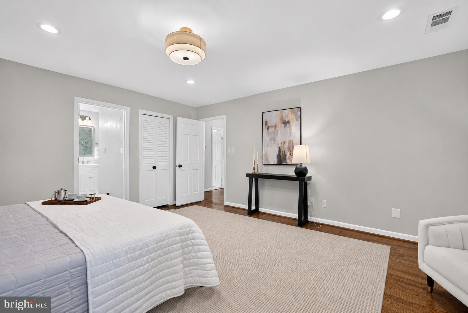 FOX HILLS - Residential