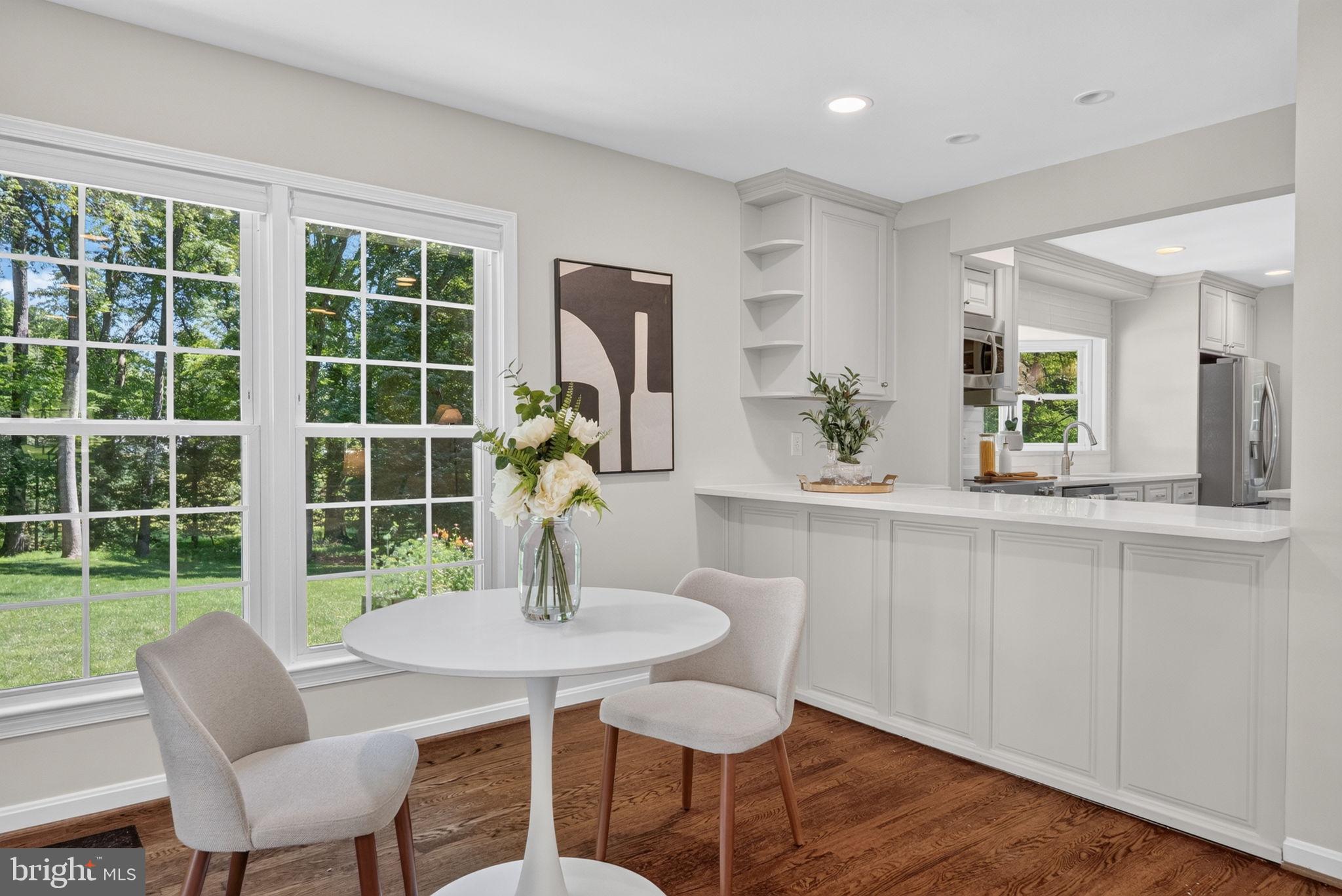 FOX HILLS - Residential
