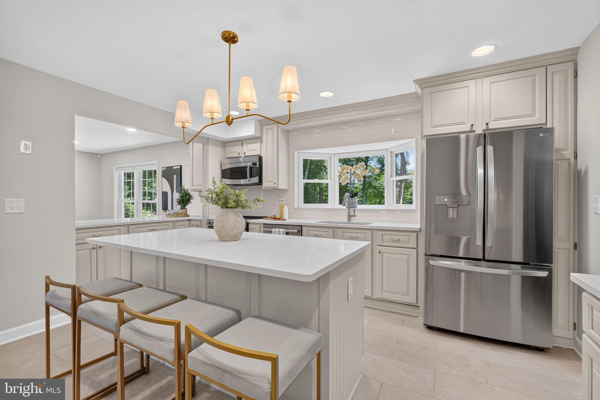 FOX HILLS - Residential