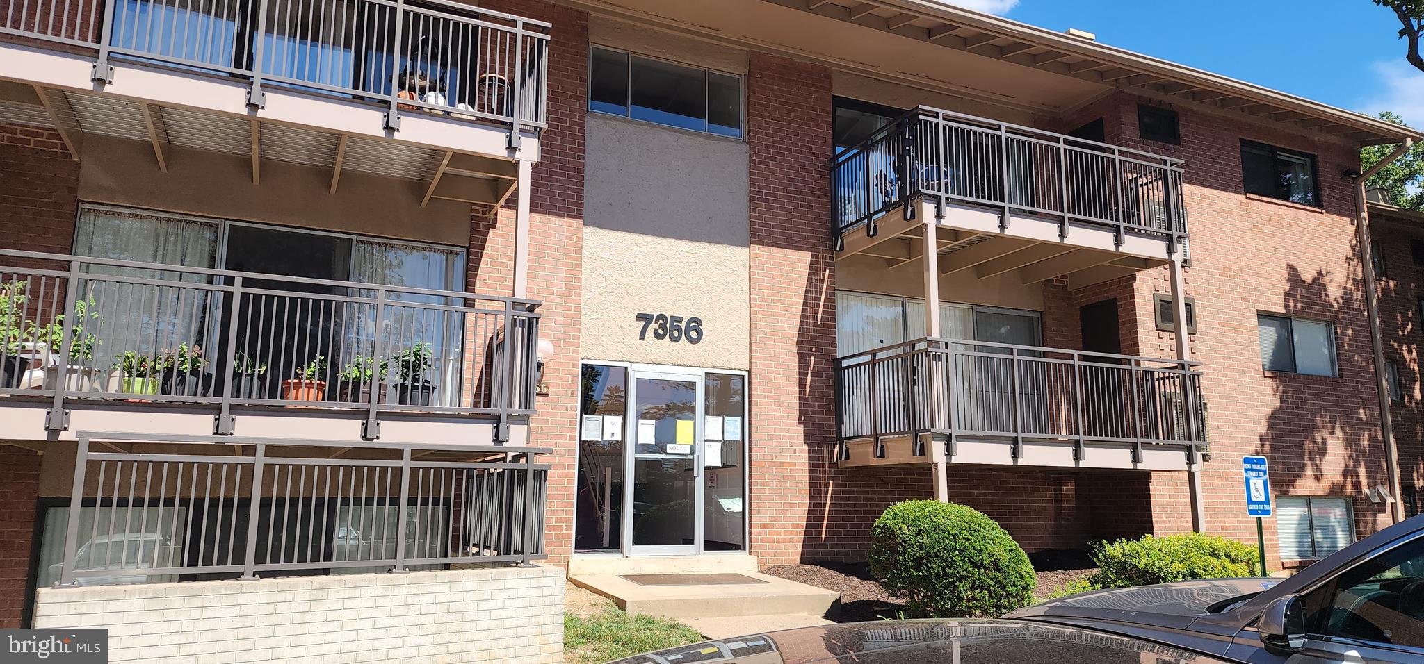 Priced to sell, Stunning 2-bedroom, 1 full bath and 1 half bath condo that has been completely renovated from top to bottom.
This move-in ready unit features a bright open layout with modern upgrades throughout, including a fully remodeled kitchen with new cabinetry, stylish countertops, and brand-new Fridge, Stove and Dishwasher. Both bathrooms have been tastefully renovated with contemporary finishes.
Major improvements include new flooring, fresh paint, updated drywall, new carpet, upgraded cabinets.
Enjoy abundant natural light from the large windows and relax outdoors on your private covered patio—perfect for morning coffee or entertaining guests.
Plenty of parking available with spaces conveniently located in front plus ample visitor and street parking.
Ideally located near top dining, shopping, and entertainment, with easy commuter access to I-66, I-495, Route 29, and just minutes to Tysons Corner, Mosaic District, and Washington, DC.
Don’t miss this rare fully renovated gem, schedule your showing today!