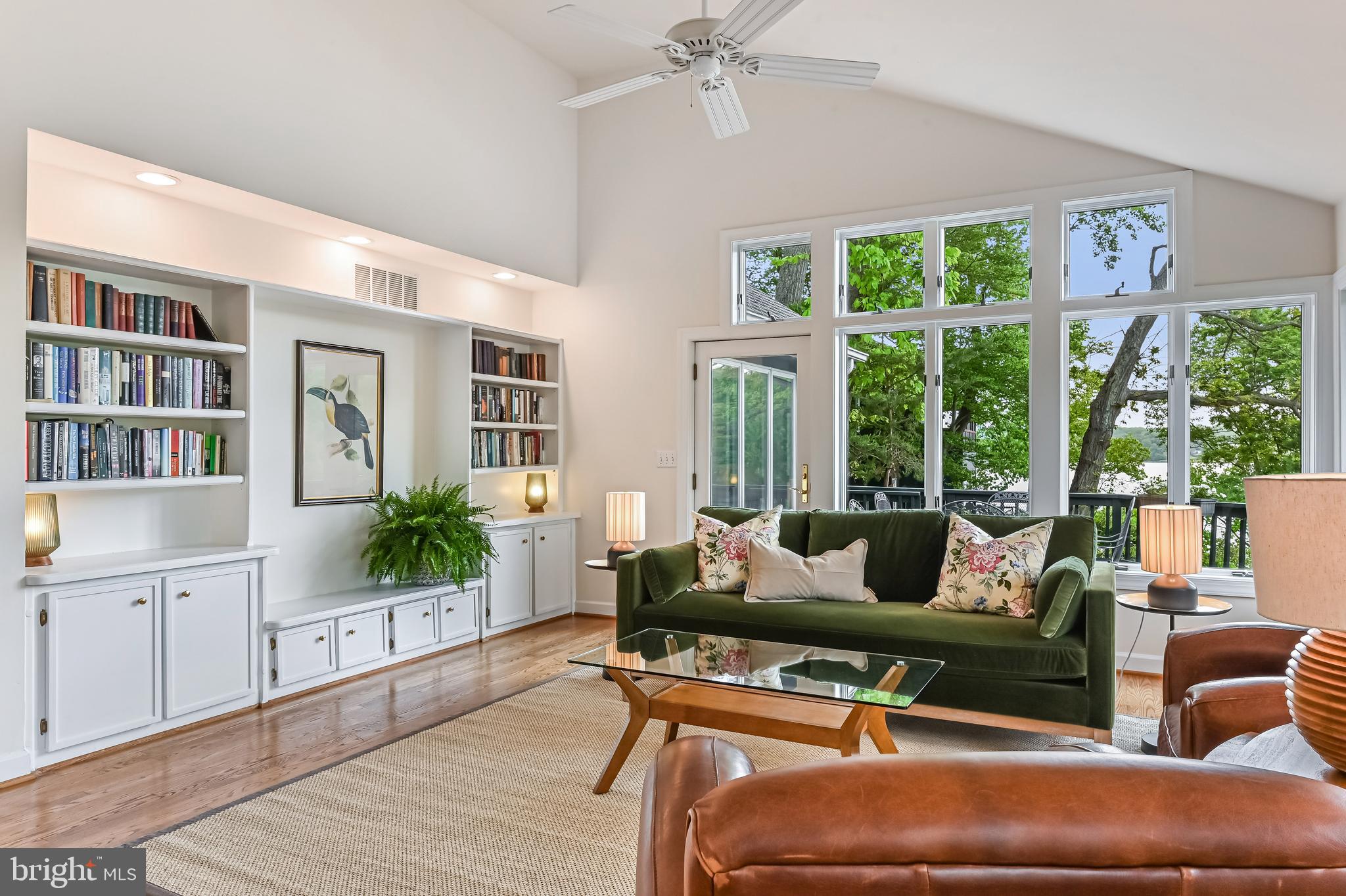 SHERWOOD FOREST - Residential