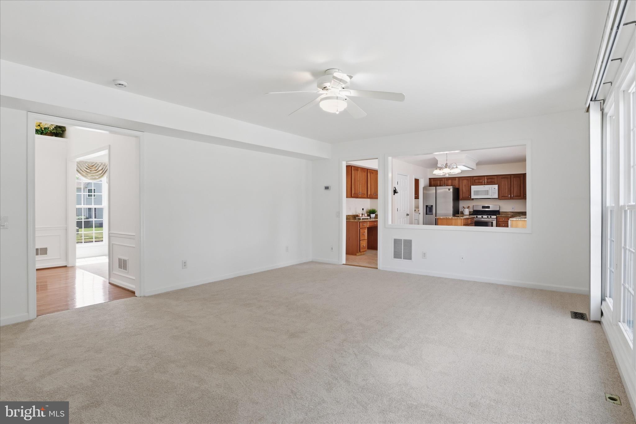 CROSSPOINTE - Residential