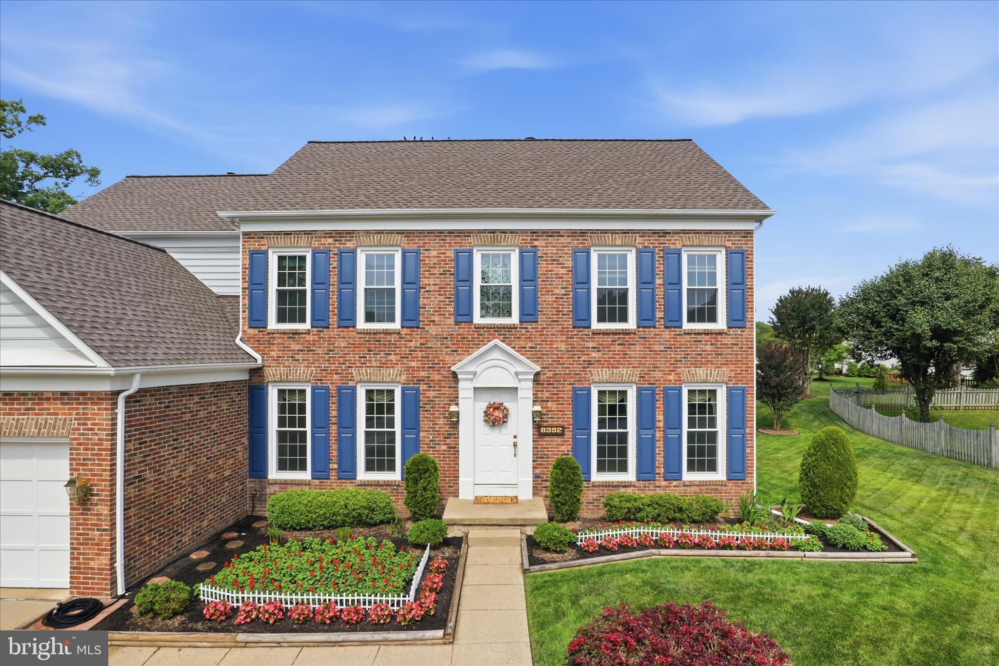 CROSSPOINTE - Residential
