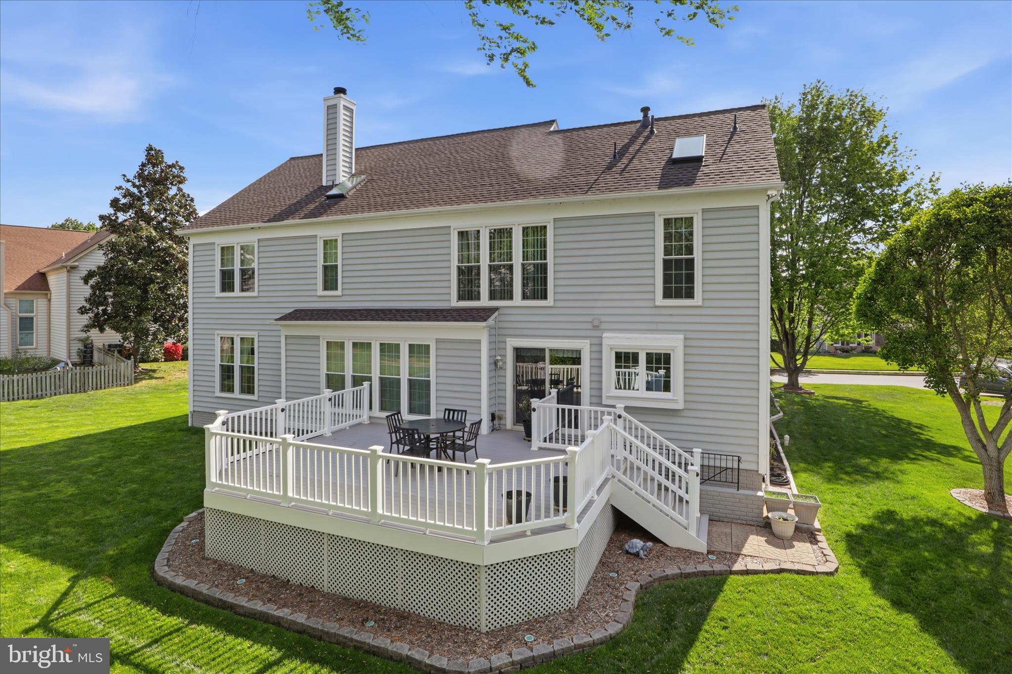 CROSSPOINTE - Residential