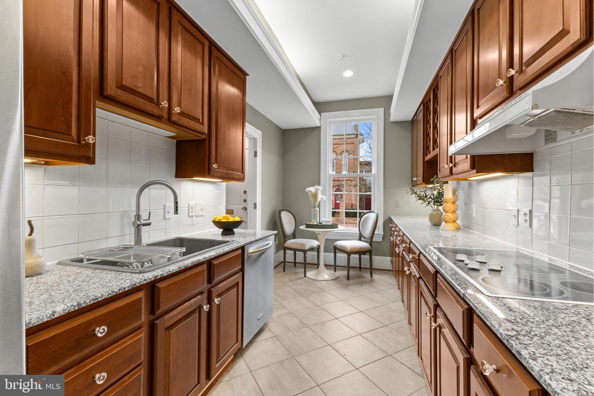 CHURCH SQUARE - Residential