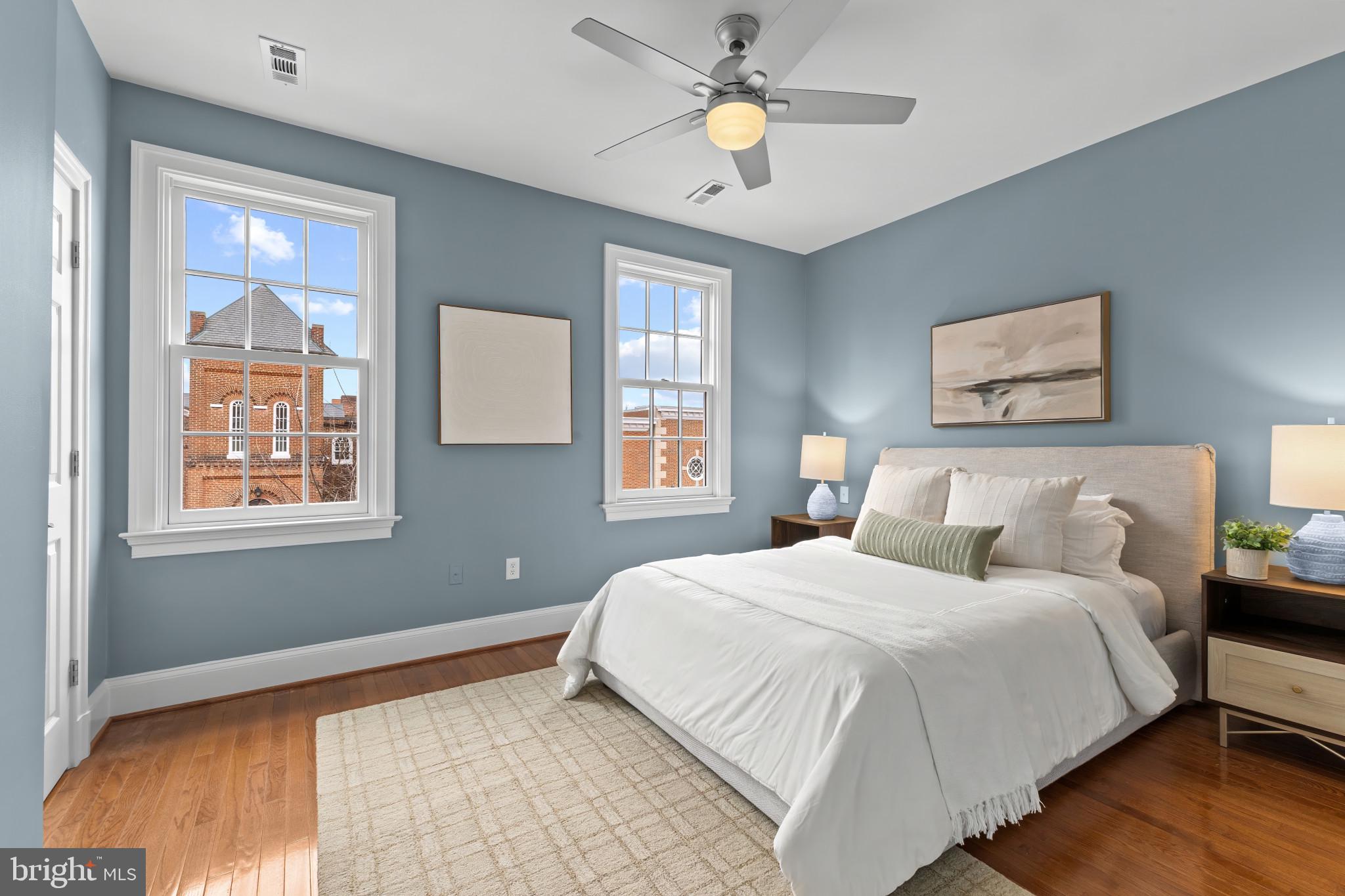 CHURCH SQUARE - Residential