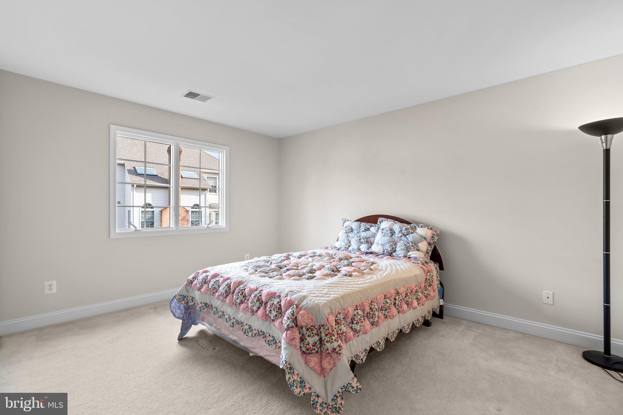 POTOMAC GLEN - Residential