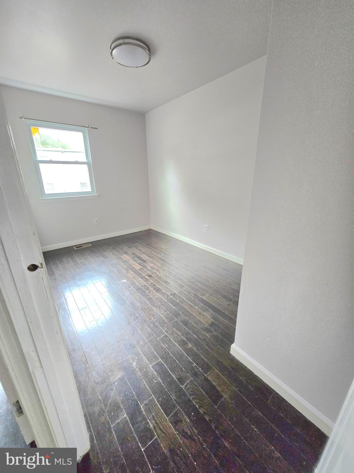 PHILADELPHIA (NORTHEAST) - Residential