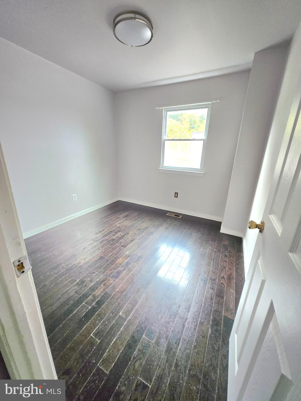 PHILADELPHIA (NORTHEAST) - Residential