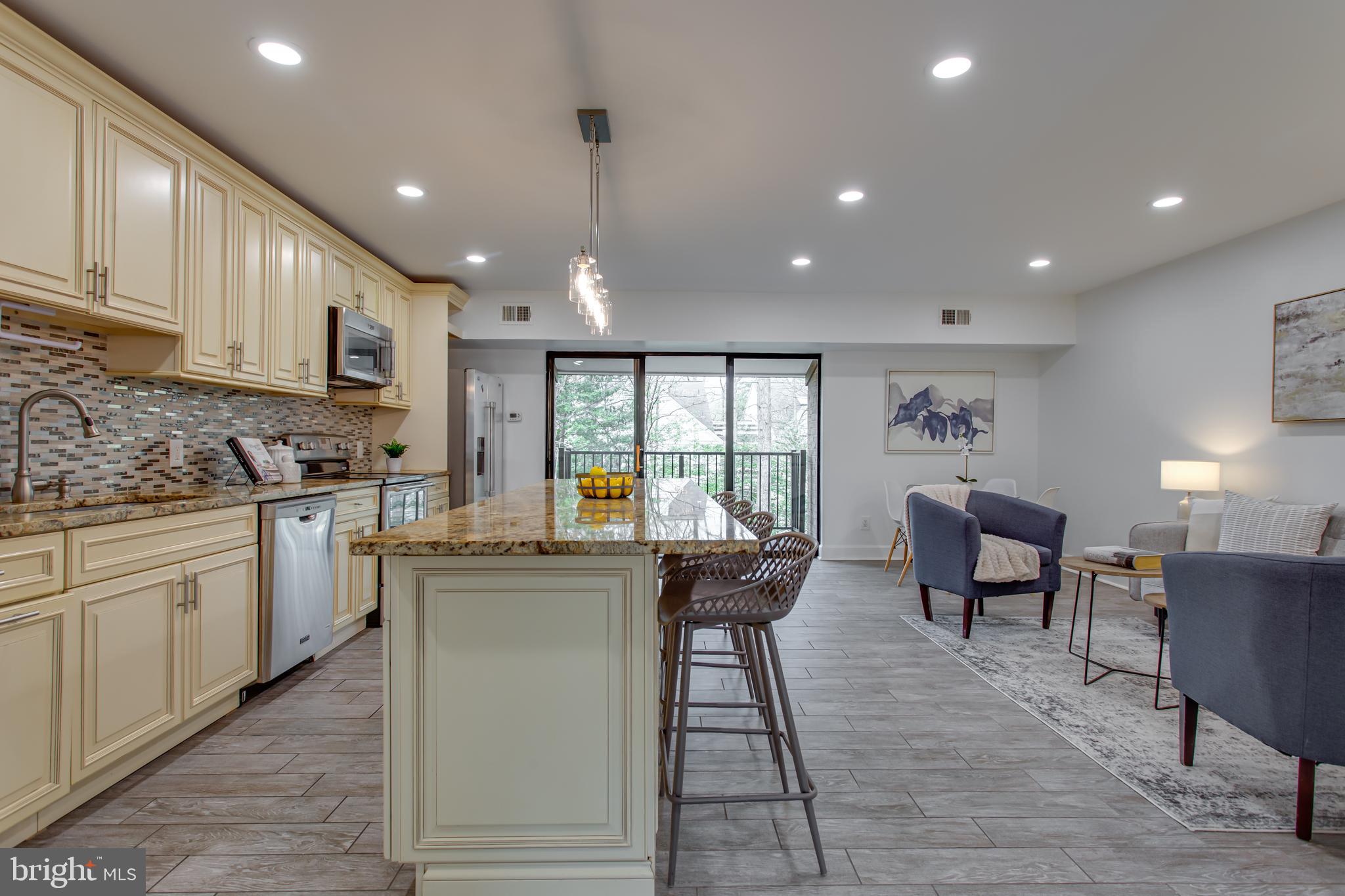 SHADOWOOD - Residential