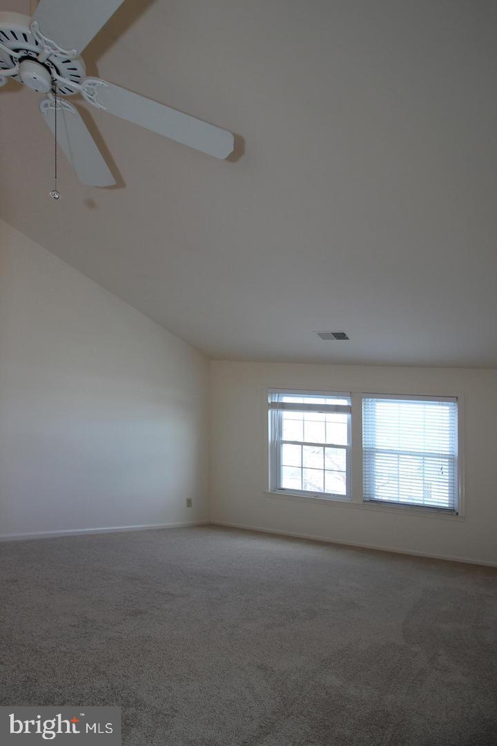 GRAYS POINTE - Residential Lease