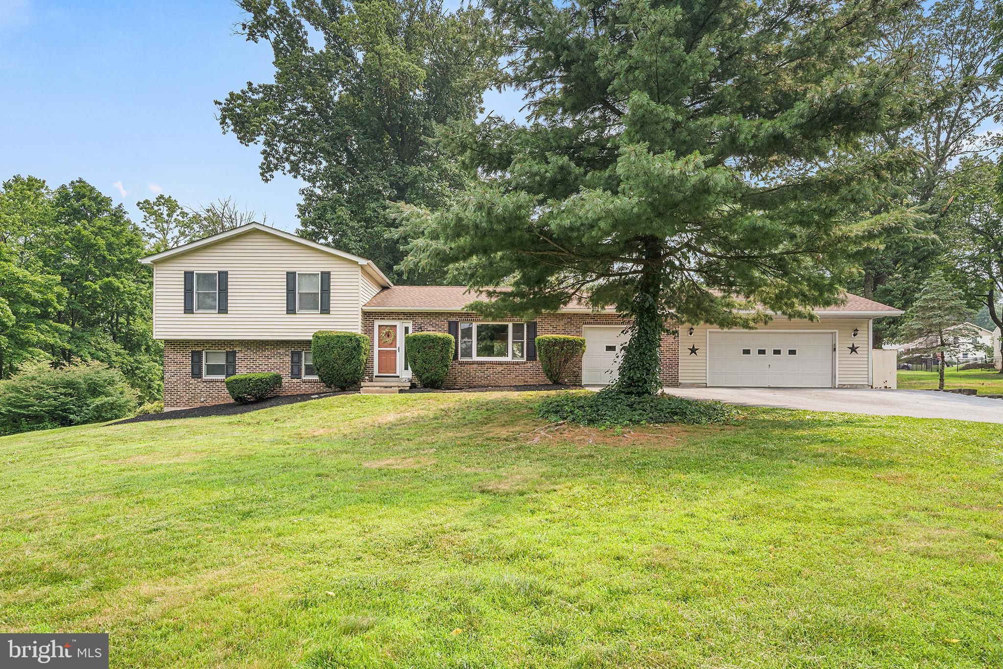 PHEASANT RUN - Residential