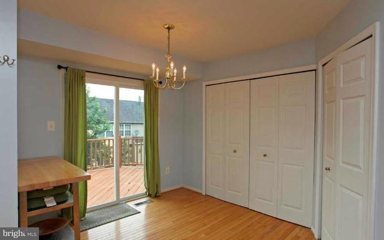 RUSSETT - Residential