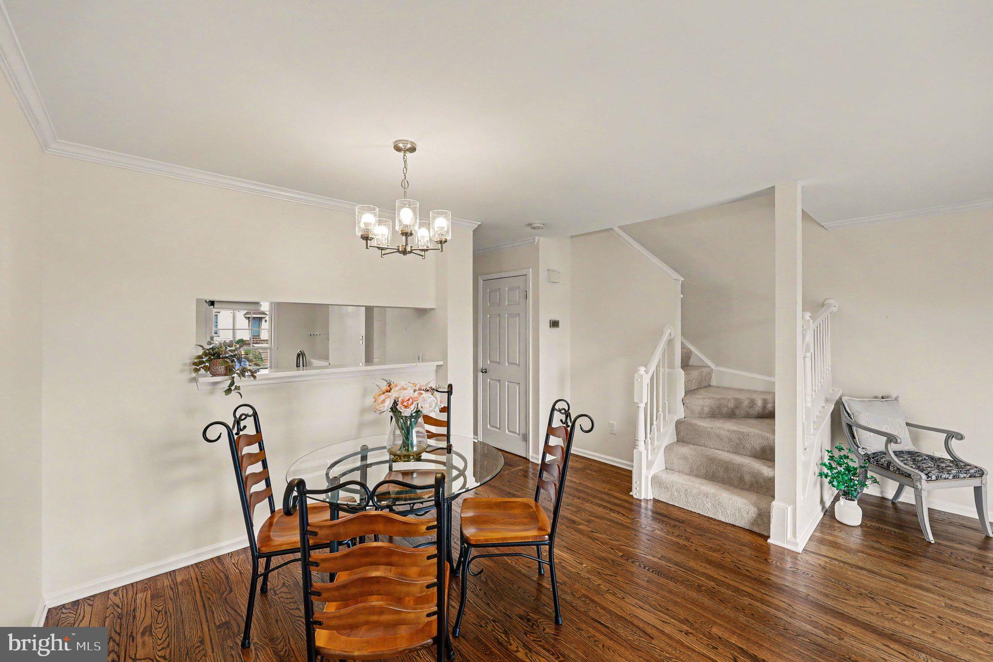 ASHBURN VILLAGE - Residential