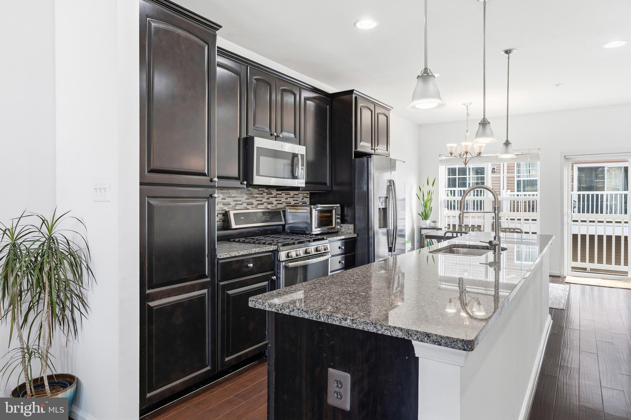 BRICK YARD STATION - Residential