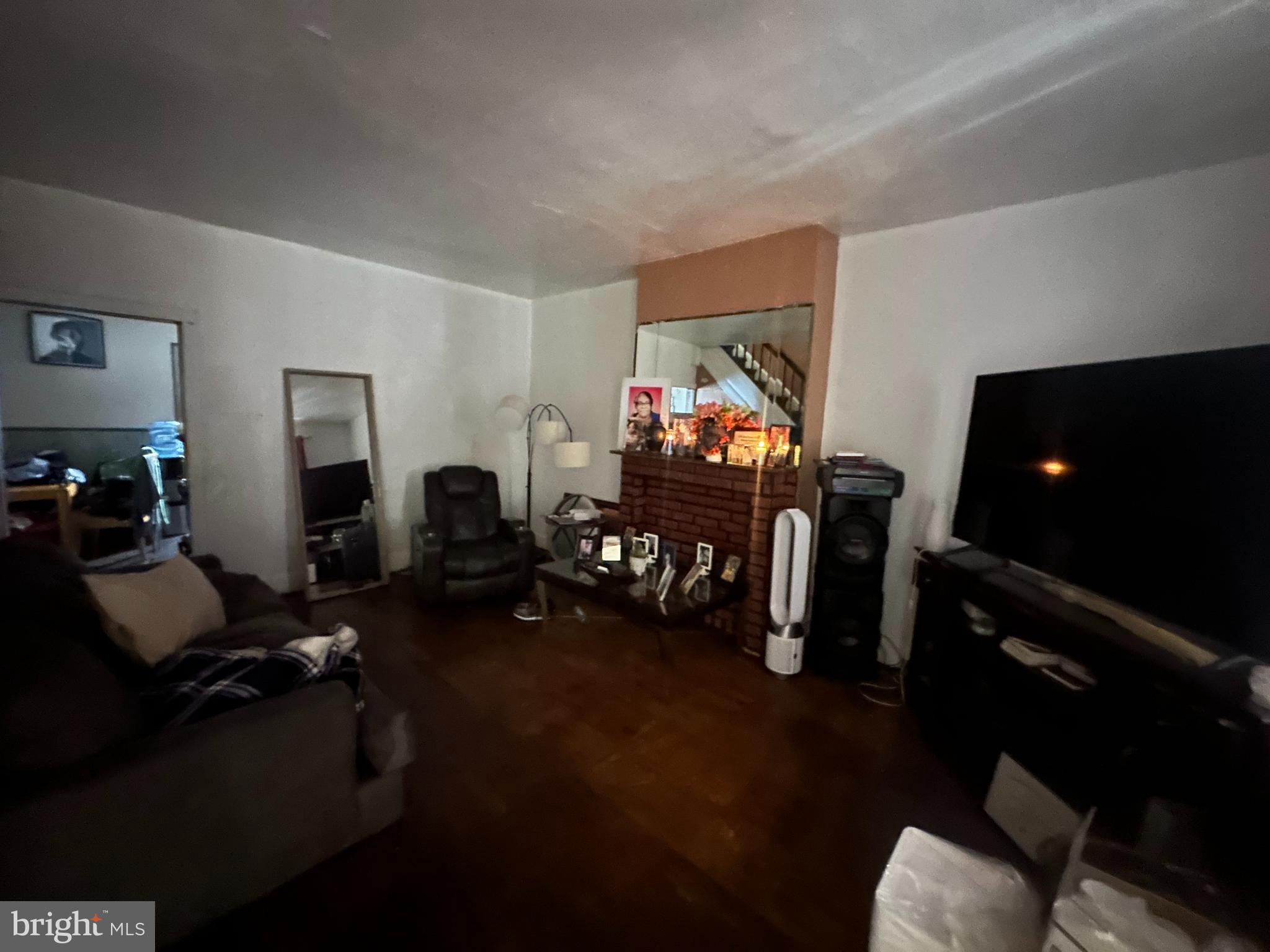 FRANKFORD - Residential