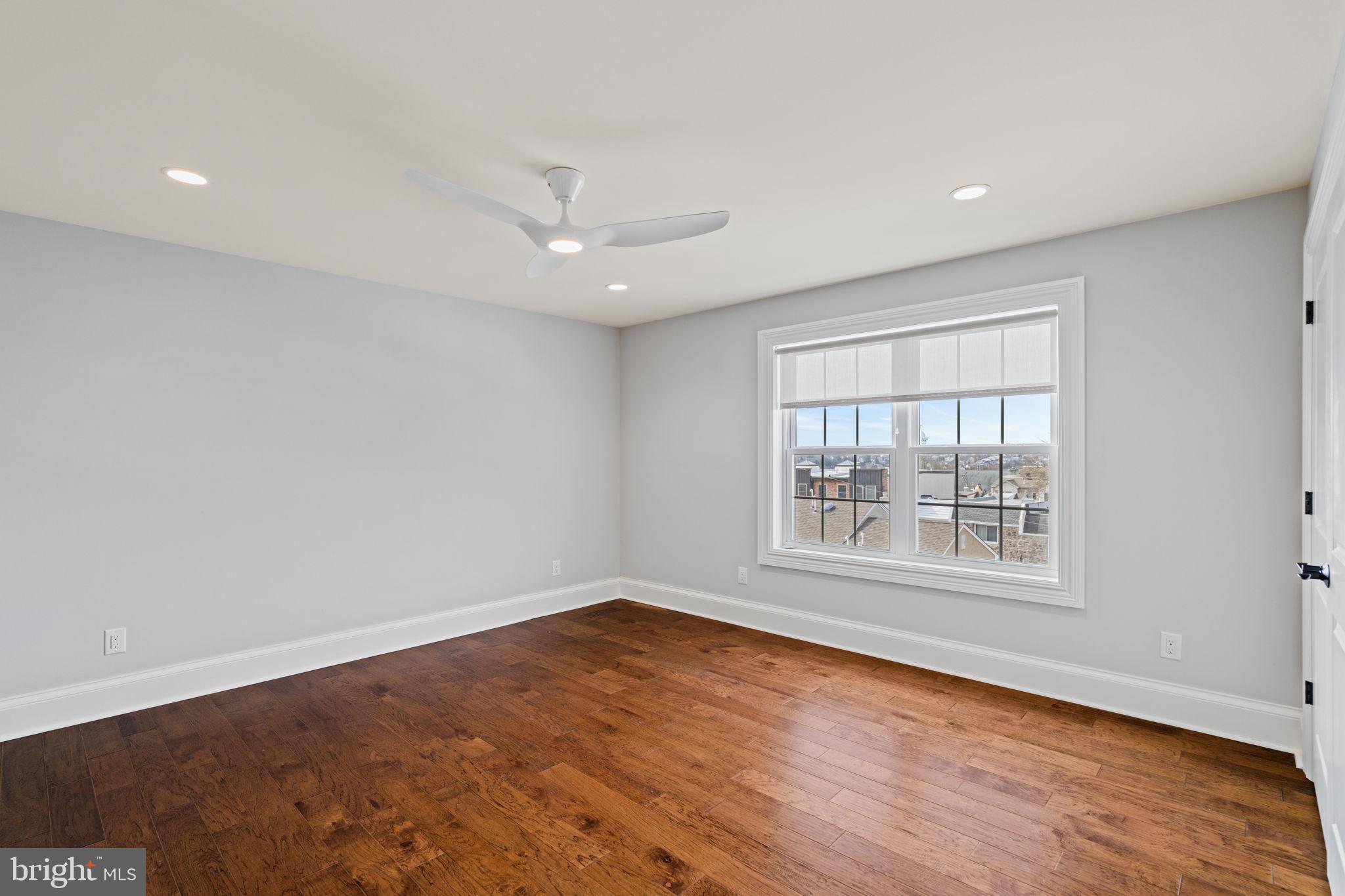 MANAYUNK - Residential