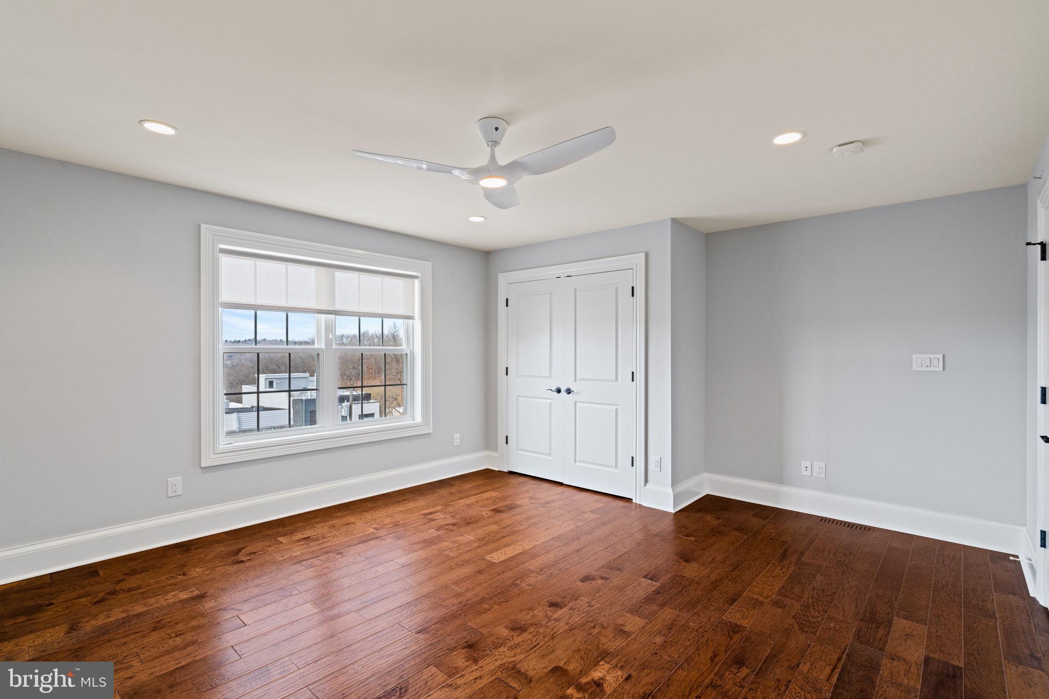 MANAYUNK - Residential
