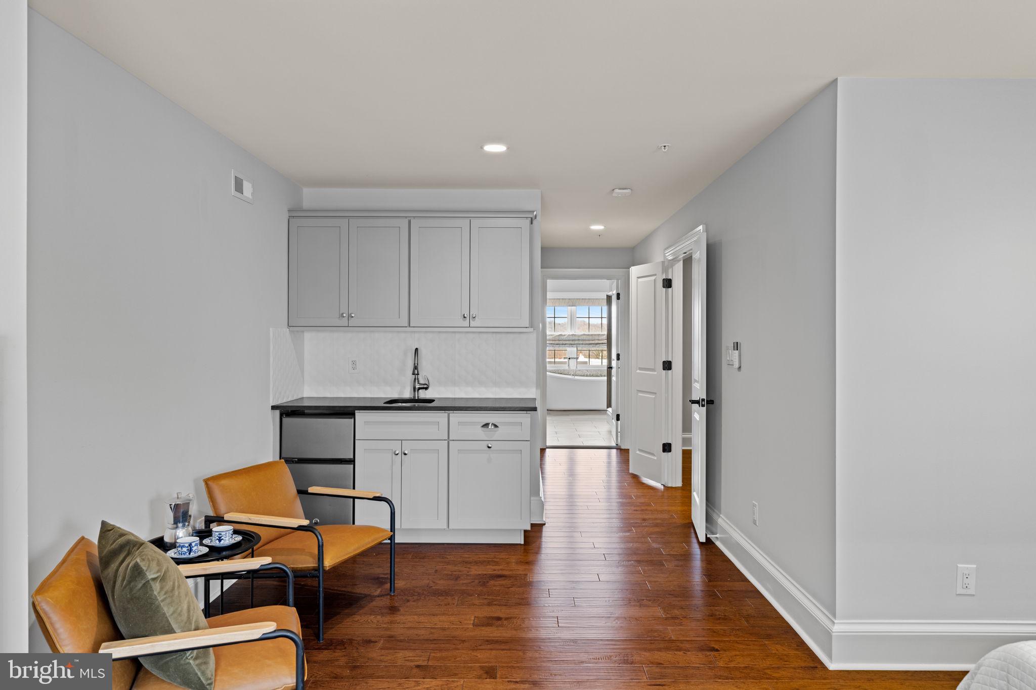 MANAYUNK - Residential