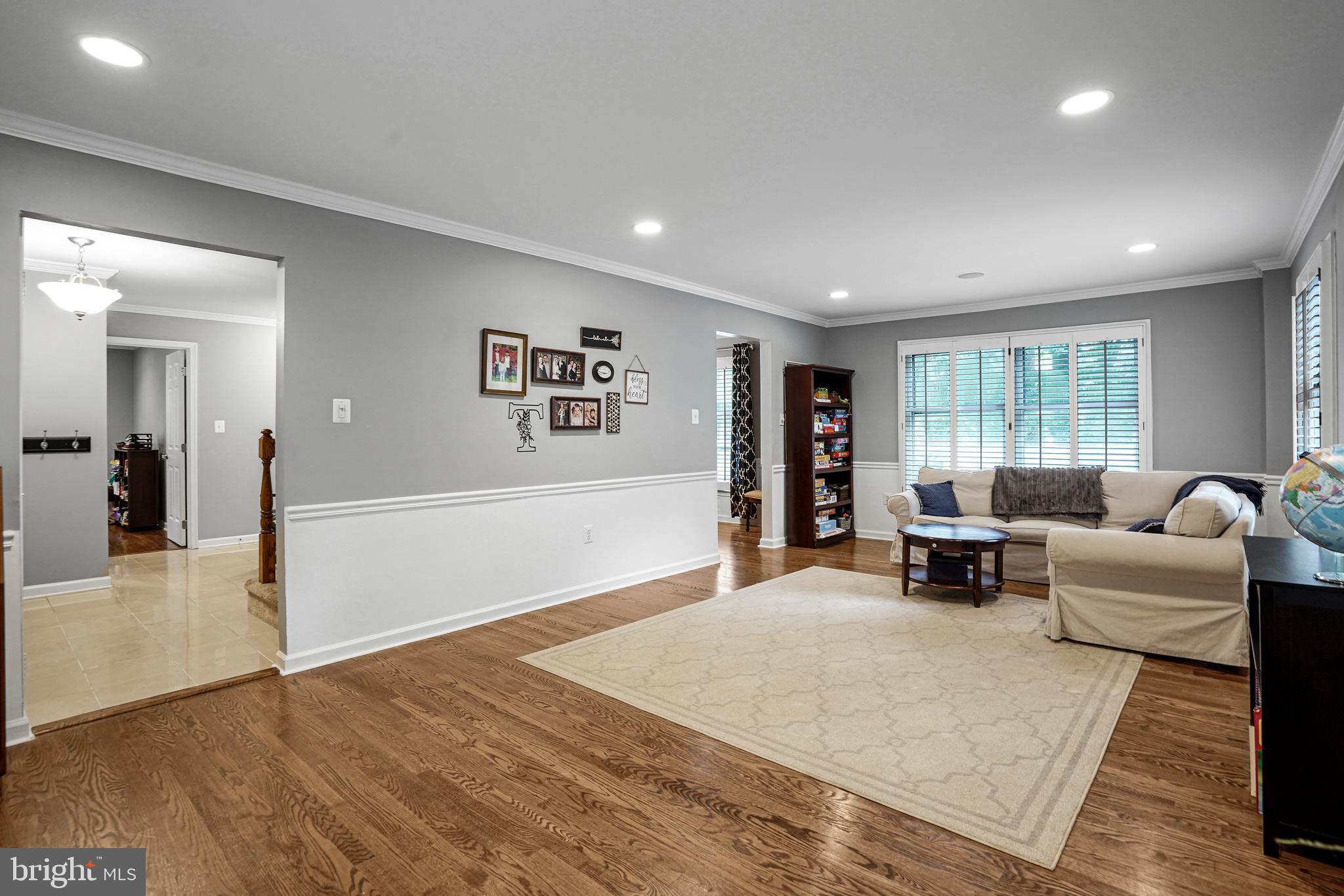 RESTON - Residential