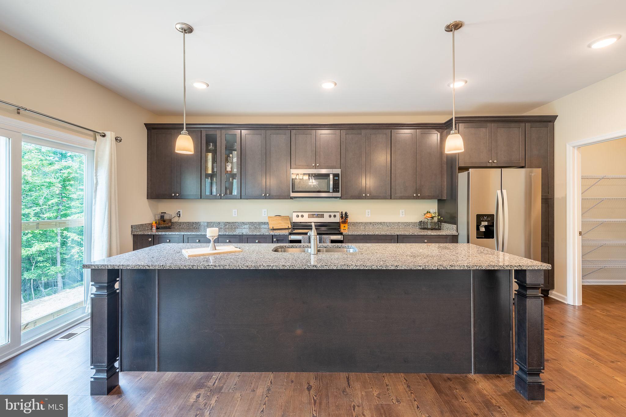 CHESTNUT HILL ESTATES - Residential