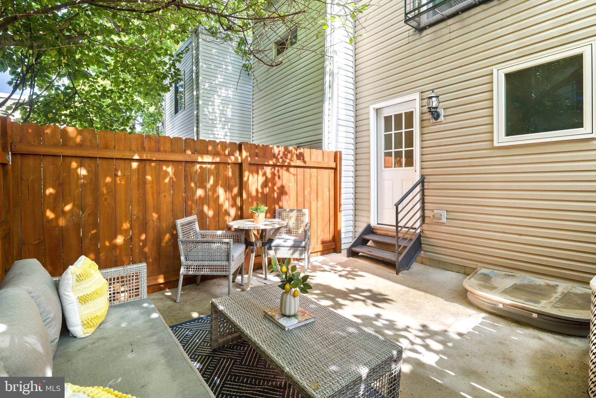 POINT BREEZE - Residential