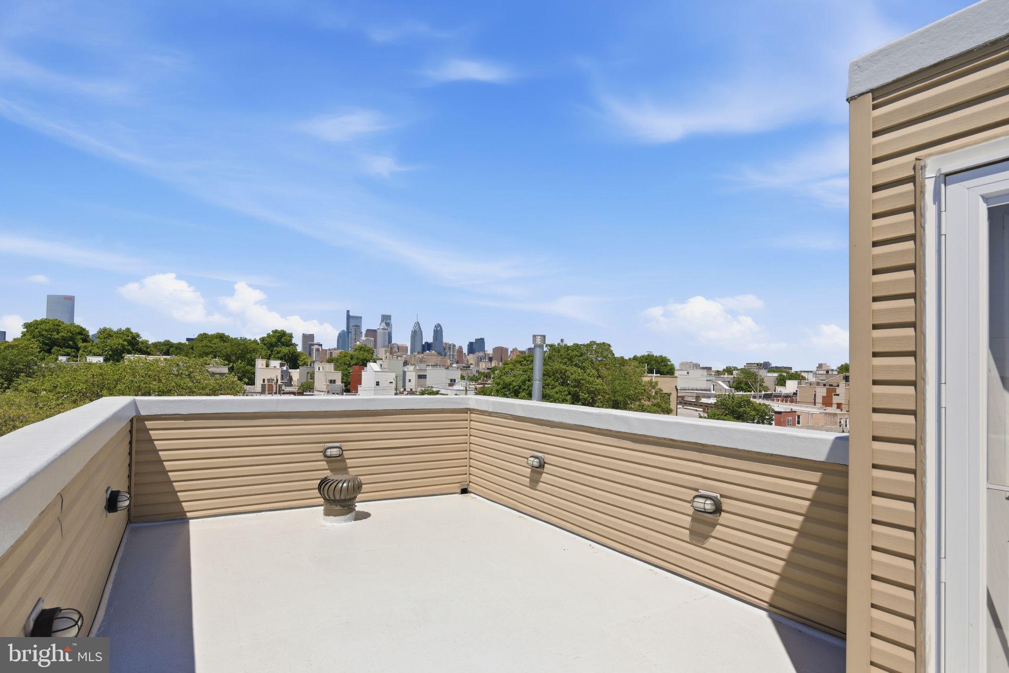 POINT BREEZE - Residential