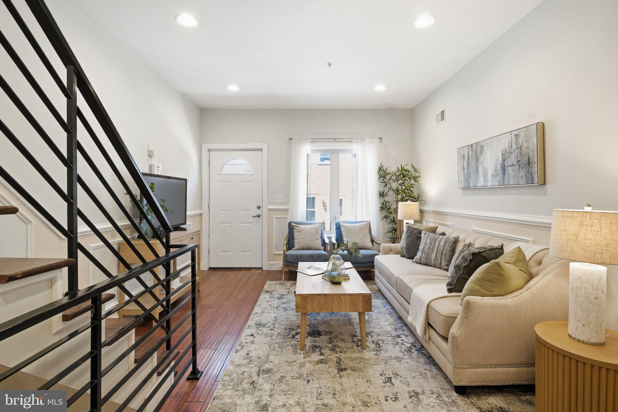 POINT BREEZE - Residential