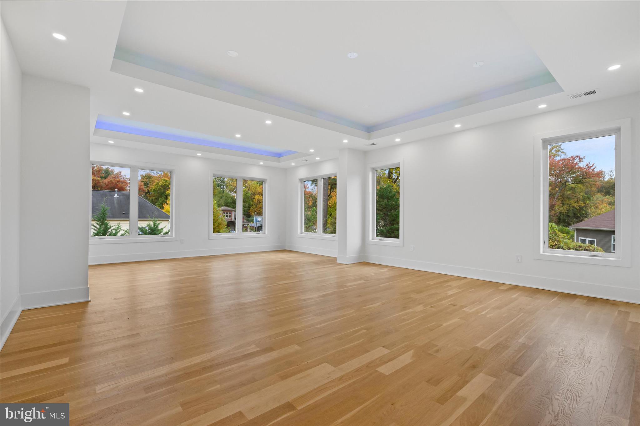 FAIRDALE - Residential
