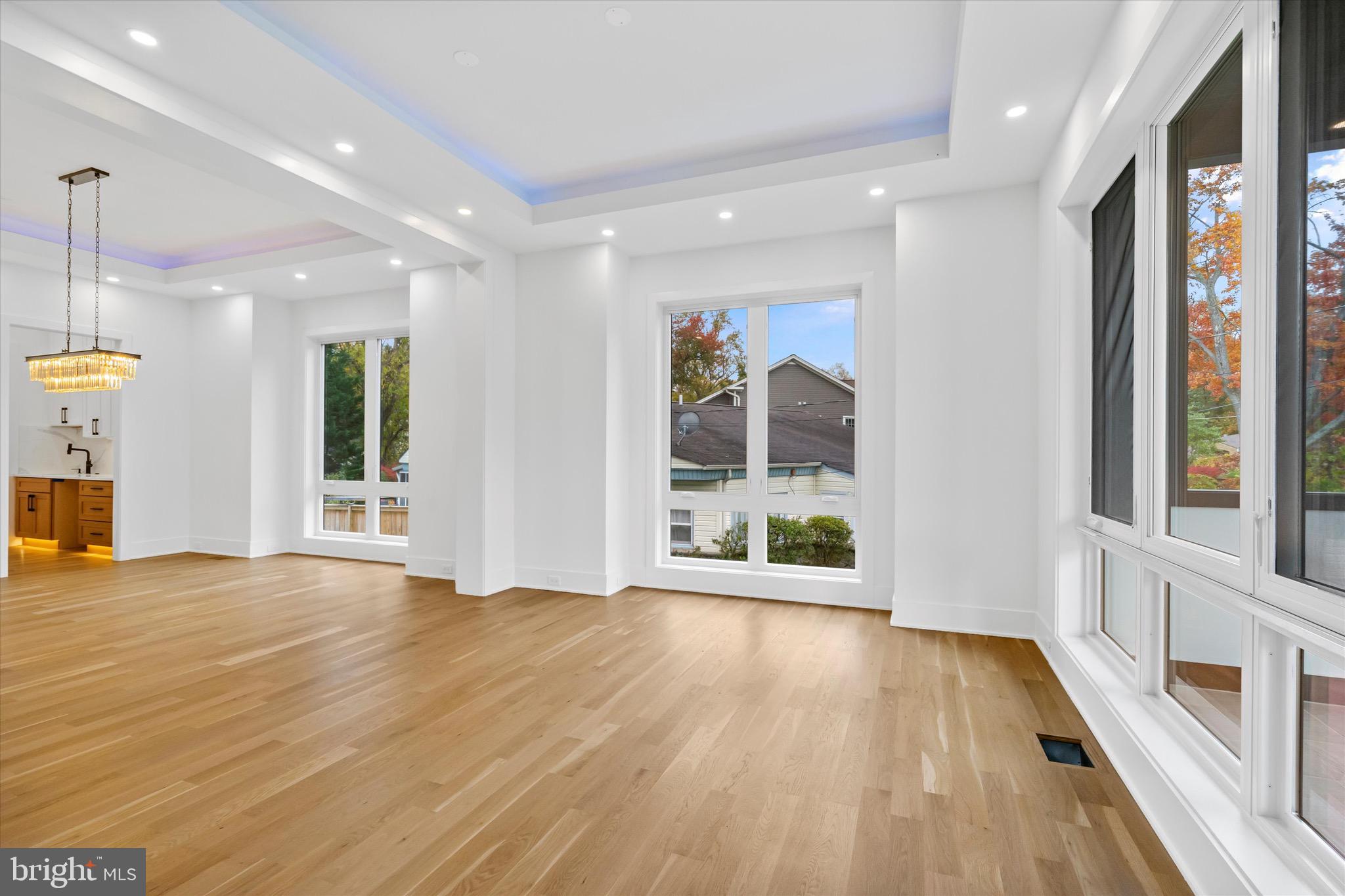 FAIRDALE - Residential