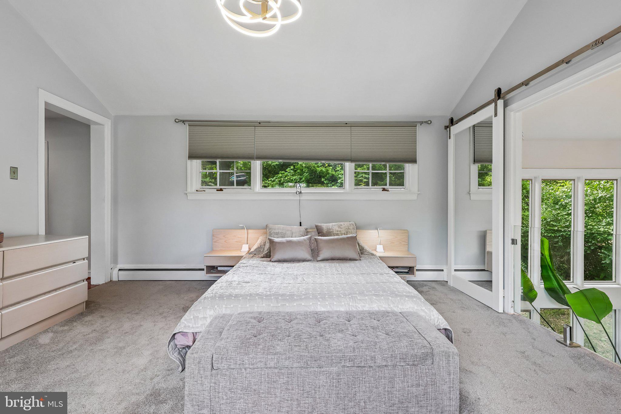 OAK HILL - Residential