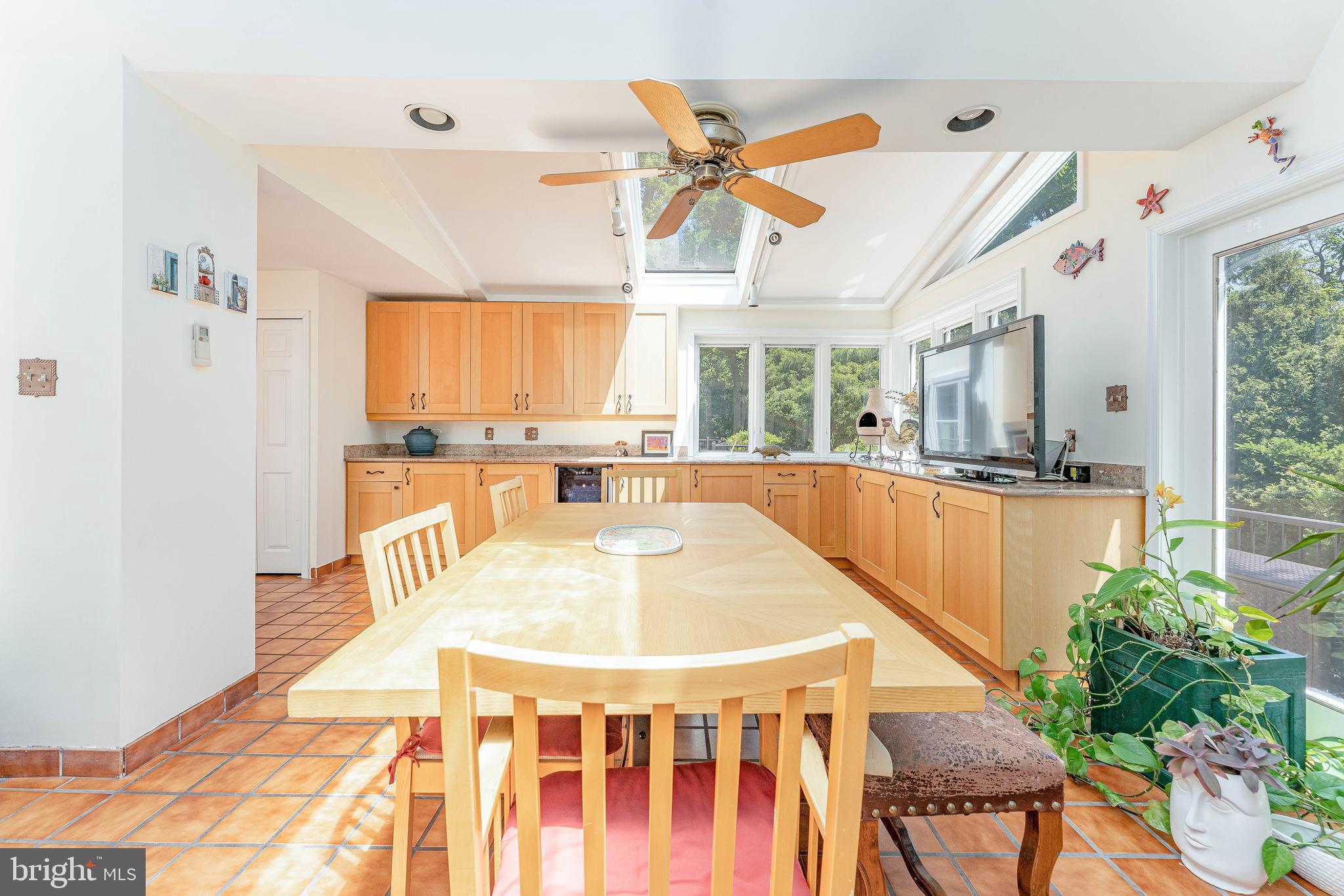 OAK HILL - Residential