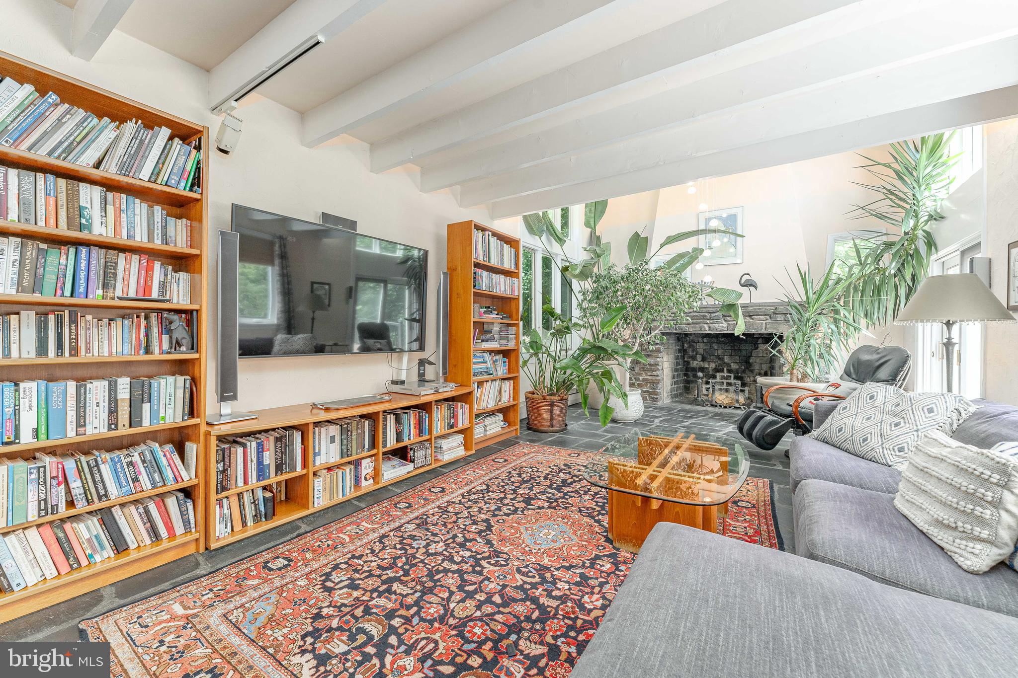 OAK HILL - Residential