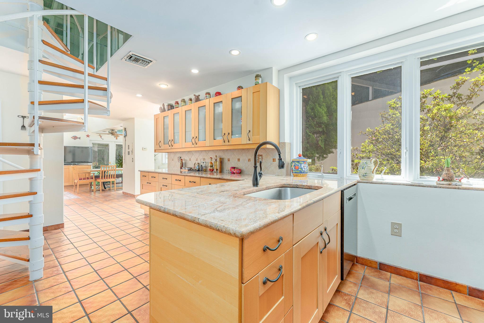 OAK HILL - Residential