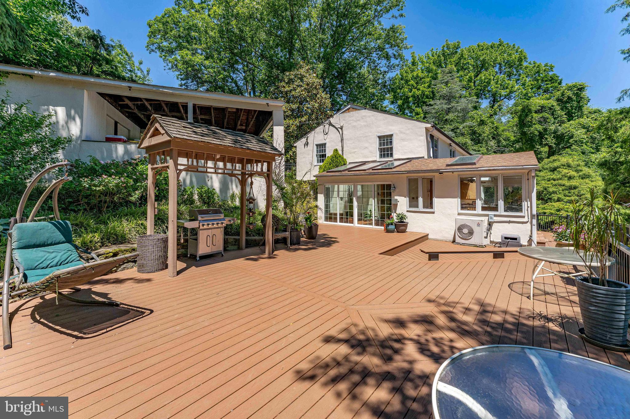 OAK HILL - Residential