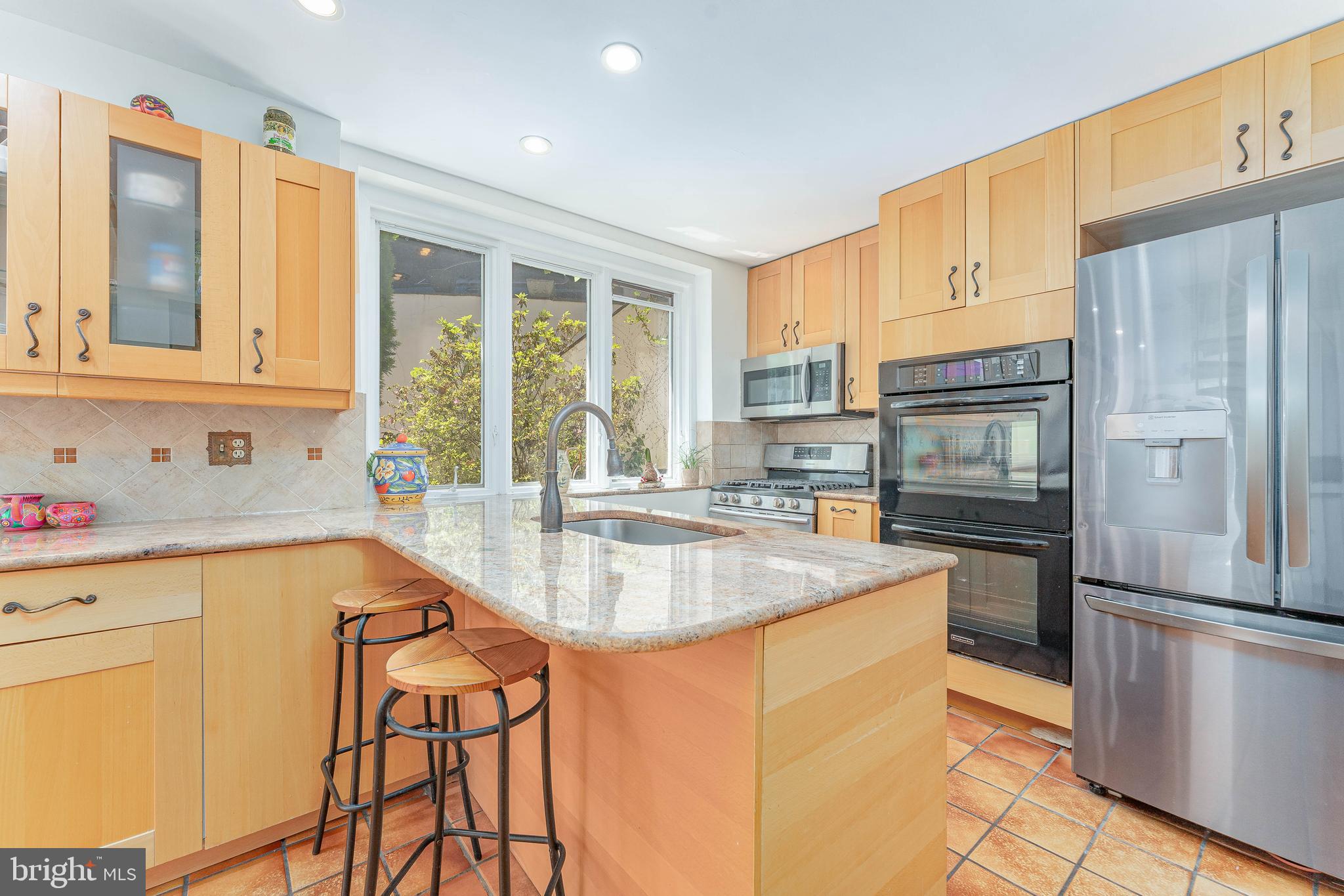 OAK HILL - Residential