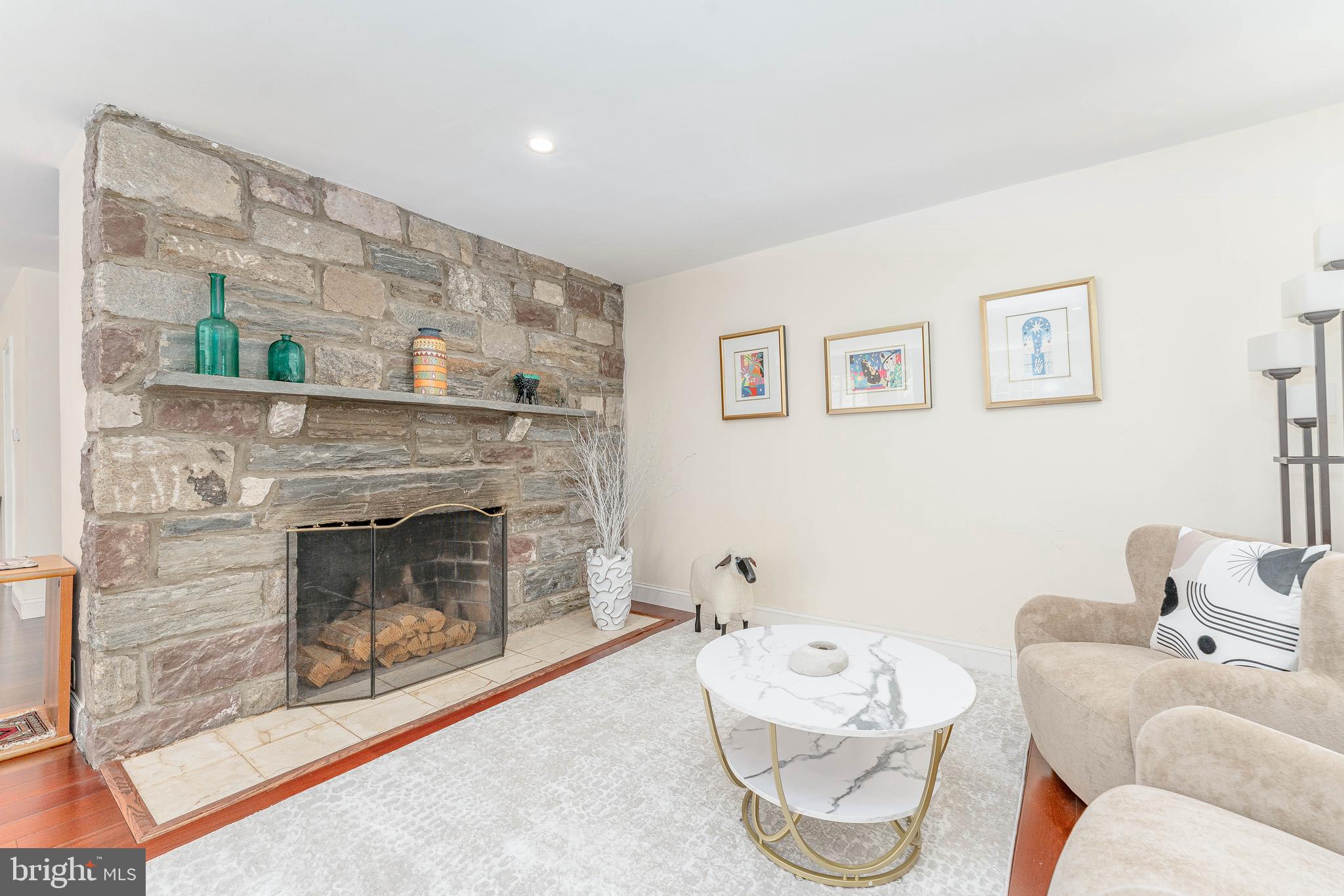 OAK HILL - Residential