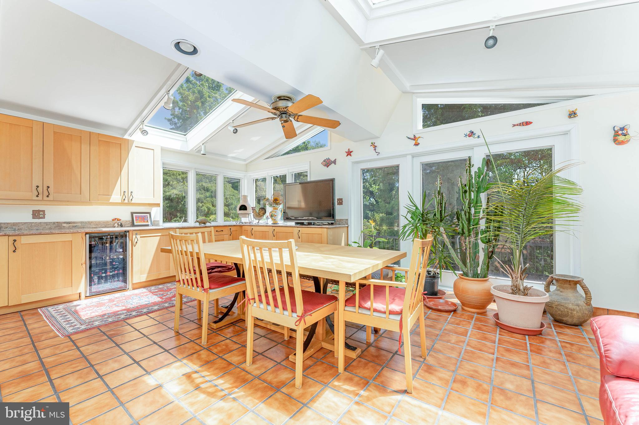 OAK HILL - Residential